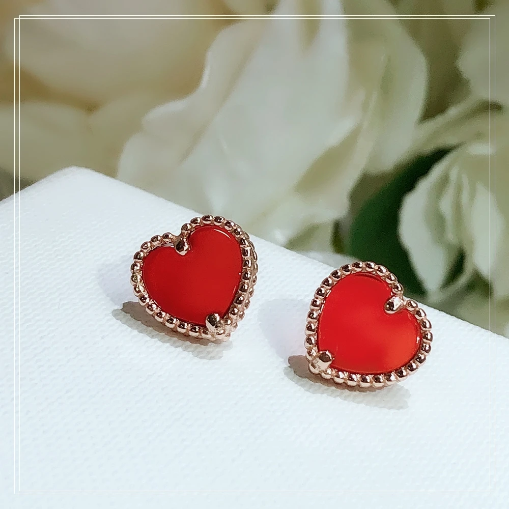 S925 Sterling Silver Red Love Earrings Red Agate Lady Women Simple Small Fresh And Sweet Gift from Best Friend Free Freight
S925 Sterling Silver Red Love Earrings Red Agate Lady Women Simple Small Fresh And Sweet Gift from Best Friend Free Freight