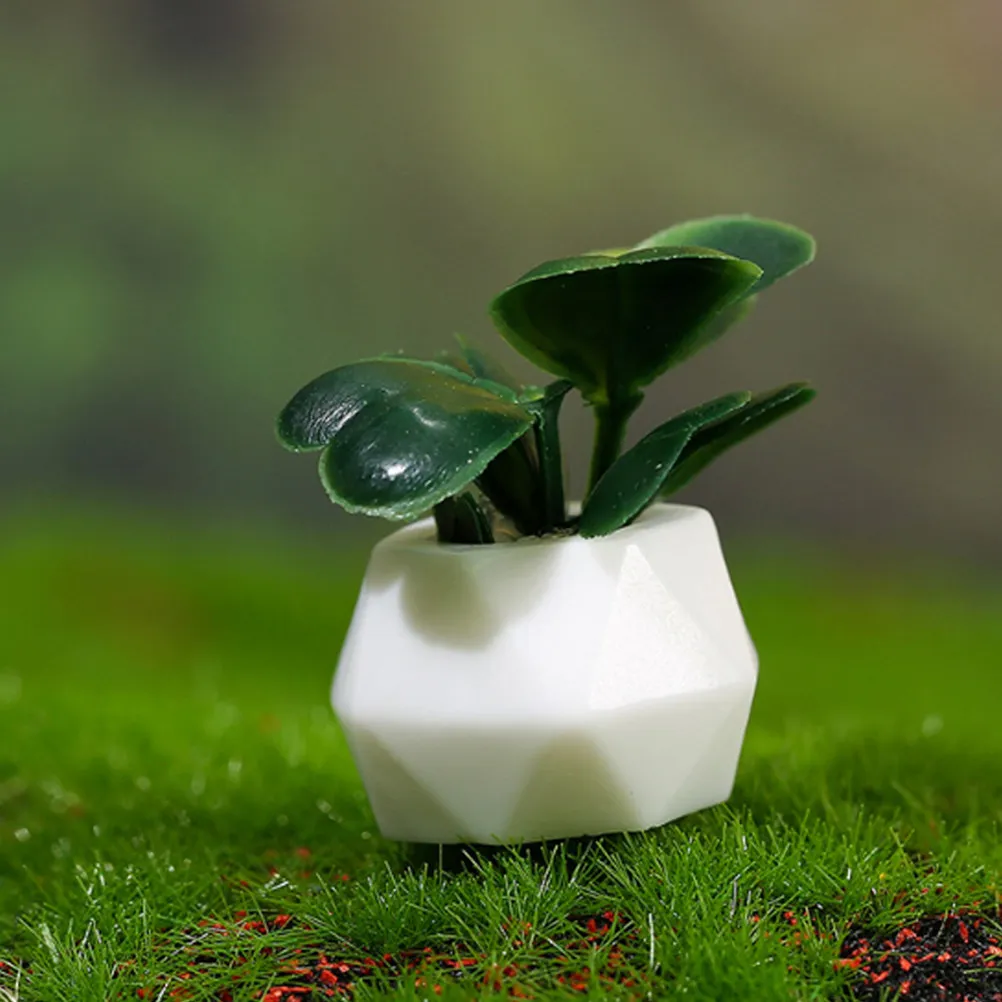 8Pcs Miniature Bonsai Greenery Ornaments Resin Artificial Small Plants for Dollhouse Desktop Tiny House Decoration Garden
8Pcs Miniature Bonsai Greenery Ornaments Resin Artificial Small Plants for Dollhouse Desktop Tiny House Decoration Garden