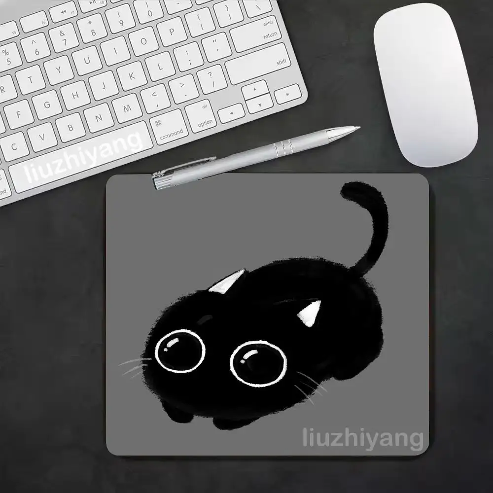 Коврик для мыши «Маленький котенок» 45X40, большой квадратный коврик для компьютерного офиса, игрового стола, резиновый противоскользящий коврик для мыши 22x18, маленькие декоративные настольные коврики
Коврик для мыши «Маленький котенок» 45X40, большой квадратный коврик для компьютерного офиса, игрового стола, резиновый противоскользящий коврик для мыши 22x18, маленькие декоративные настольные коврики