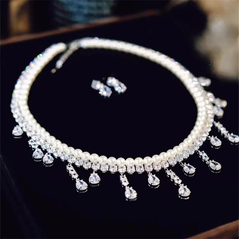 CC Crystal Jewelry Set for Women Wedding Accessories Bridal Bijoux Engagement Elegant Necklace Stud Earrings Sets Party T0313
CC Crystal Jewelry Set for Women Wedding Accessories Bridal Bijoux Engagement Elegant Necklace Stud Earrings Sets Party T0313
