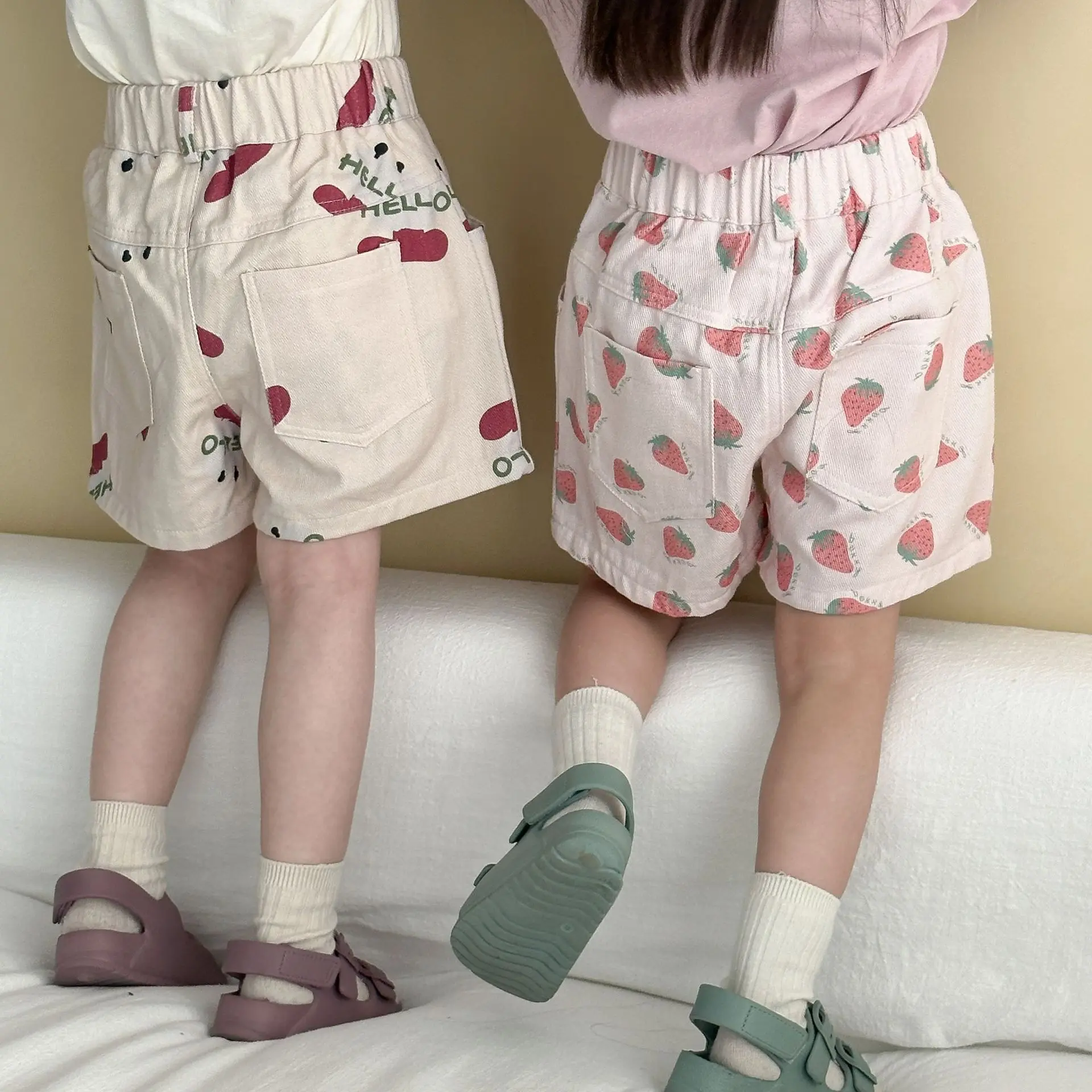 2025 Summer New Kids Boys Casual Pants Cartoon Print Children Loose Shorts Baby Girls Cotton Shorts Fashion Boys Clothes
2025 Summer New Kids Boys Casual Pants Cartoon Print Children Loose Shorts Baby Girls Cotton Shorts Fashion Boys Clothes