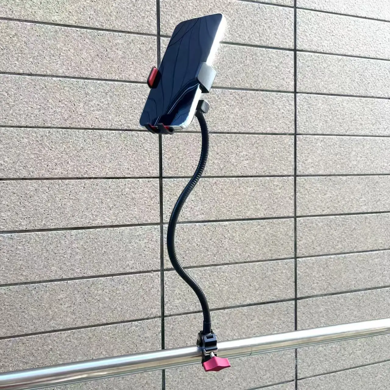 New Metal Clip Hose Phone Holder round Tube Wheelchair Bike Dormitory Bedside Lazy Person Stand for Mobile Phones
New Metal Clip Hose Phone Holder round Tube Wheelchair Bike Dormitory Bedside Lazy Person Stand for Mobile Phones