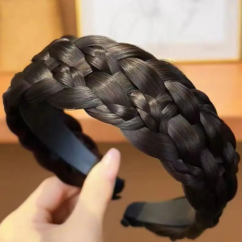7-Strands High Simulation Hair Headband Non-Slip Fishbone Braid Hair Hoop Realistic Fake Hair Hairpiece for Wedding Party Daily 
7-Strands High Simulation Hair Headband Non-Slip Fishbone Braid Hair Hoop Realistic Fake Hair Hairpiece for Wedding Party Daily