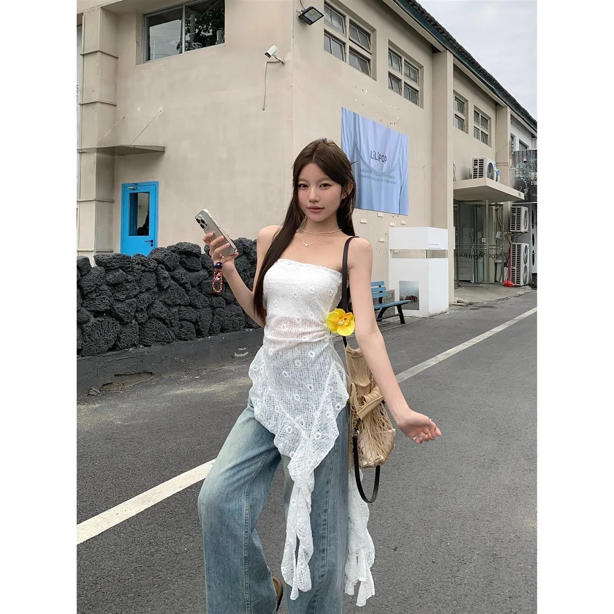 High Street Style Lace Trim Crop Top Women's Summer Slim Fit Asymmetrical Hollow out Hook Flowering Vest Casual Sportswear
High Street Style Lace Trim Crop Top Women's Summer Slim Fit Asymmetrical Hollow out Hook Flowering Vest Casual Sportswear