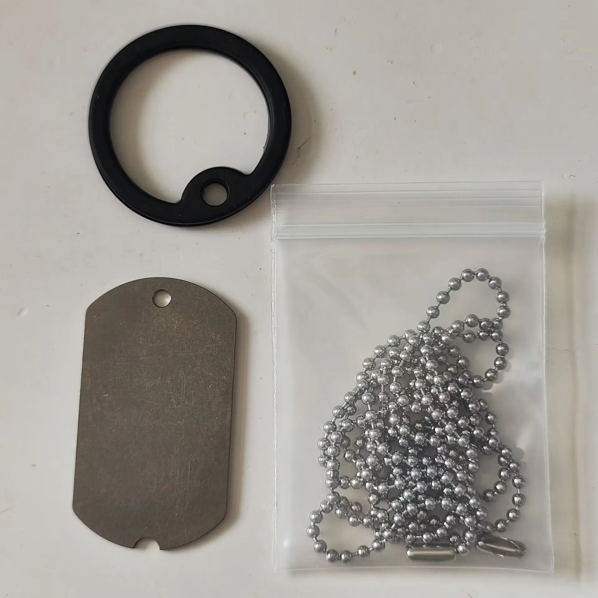 New Titanium Alloy Dog Tag Pendant Necklace Pet Dog Identity Card Necklace Box Cutter
New Titanium Alloy Dog Tag Pendant Necklace Pet Dog Identity Card Necklace Box Cutter