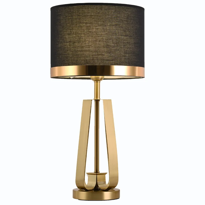 Postmodern living room hotel bedroom study desk lamp, modern decorative model room desk lamp
Postmodern living room hotel bedroom study desk lamp, modern decorative model room desk lamp