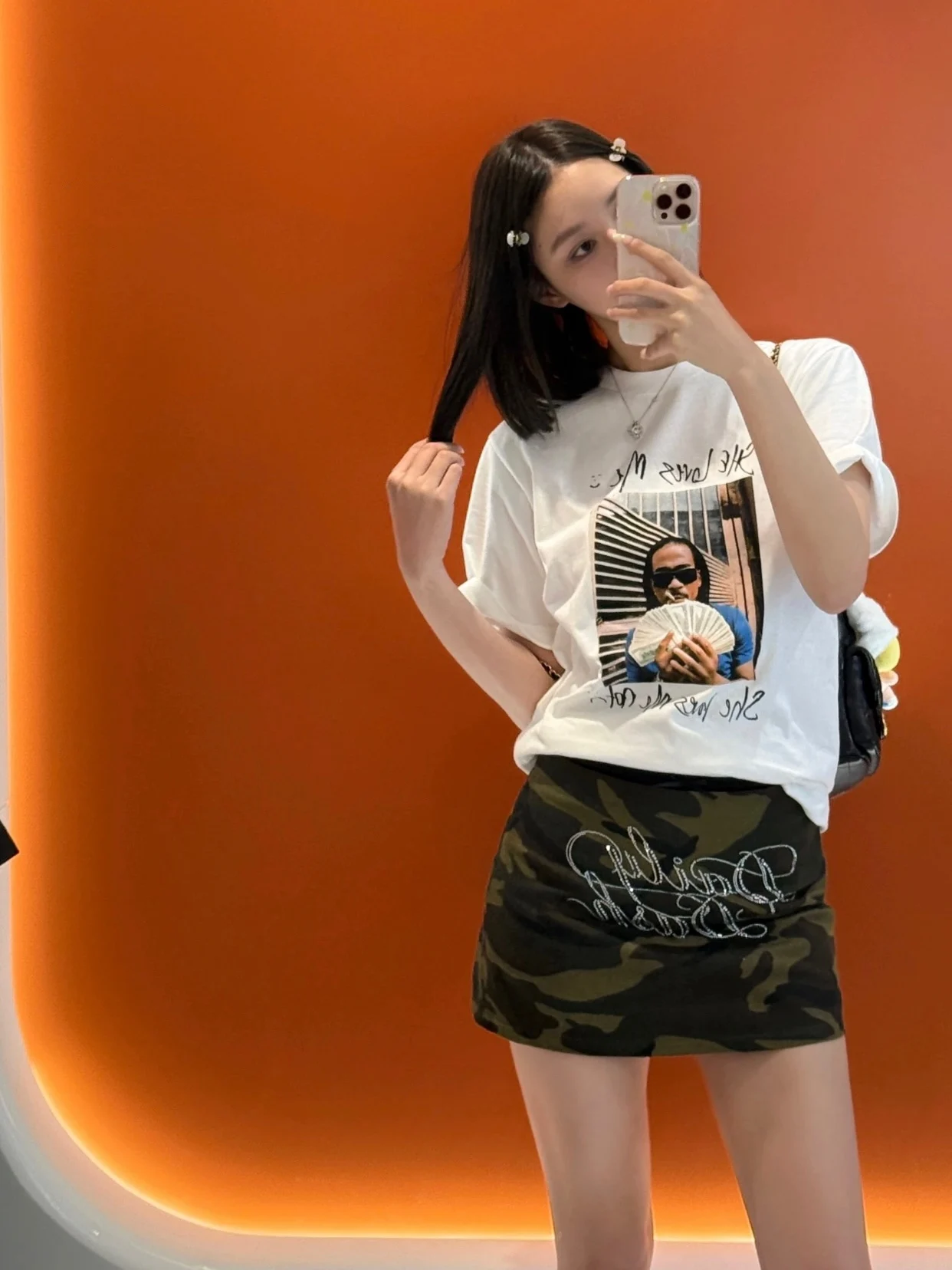 SS25 MAX B TEE, Rap and Hip-hop Singer Figure, Short-sleeved Summer Trendy Brand Couple, Loose Pure Cotton T-shirt Man
SS25 MAX B TEE, Rap and Hip-hop Singer Figure, Short-sleeved Summer Trendy Brand Couple, Loose Pure Cotton T-shirt Man