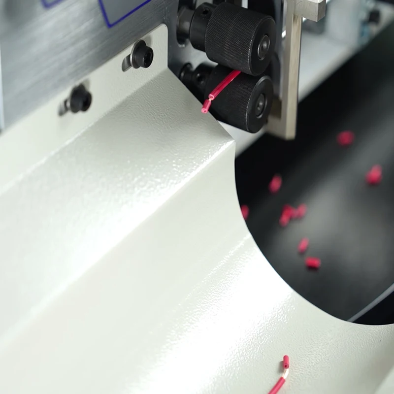SWT-608-SDN SDS 4 Wheels Automatic Peeling Stripping Cutting Machine For Computer Short Wires Stripper 0.1-6mm2 AWG10-AWG28
SWT-608-SDN SDS 4 Wheels Automatic Peeling Stripping Cutting Machine For Computer Short Wires Stripper 0.1-6mm2 AWG10-AWG28