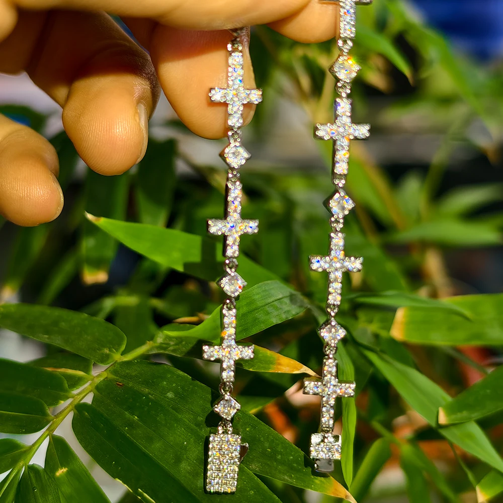 Hip Hop Style 5MM Iced Out Cross Cuban Link Bracelet With Single Sided Spring Buckle Design Sparkling Brass CZ High End Jewelry
Hip Hop Style 5MM Iced Out Cross Cuban Link Bracelet With Single Sided Spring Buckle Design Sparkling Brass CZ High End Jewelry