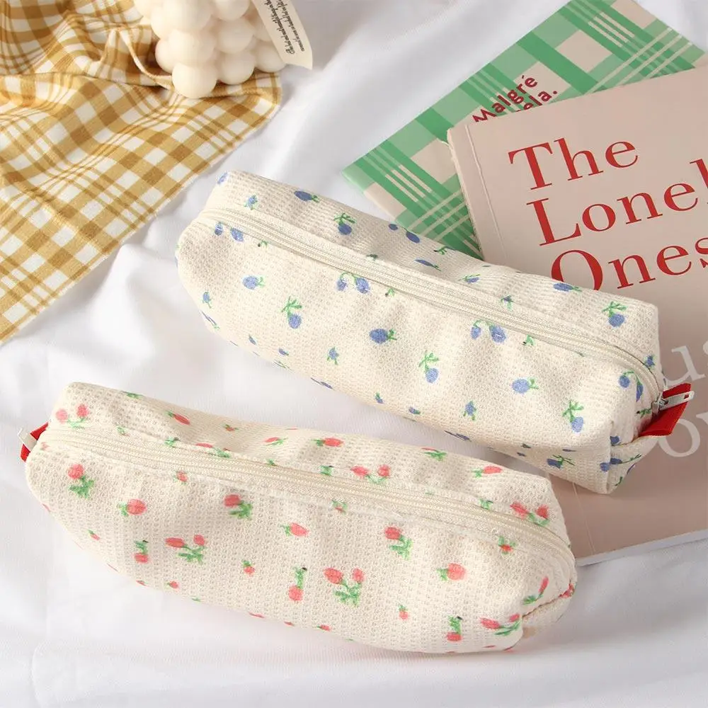 Simple School Stationery Makeup Bag Fresh Style Pen Holder Small Flowers Pencil Bag Pencil Cases Storage Bags
Simple School Stationery Makeup Bag Fresh Style Pen Holder Small Flowers Pencil Bag Pencil Cases Storage Bags