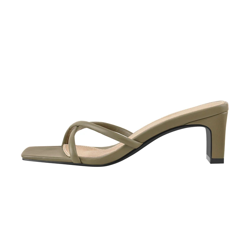 Elegant Women's Summer Slippers Shoes Shallow Flip Flops High Heels Sandals Black Apricot Slides Ladies Footwear Large Size 46
Elegant Women's Summer Slippers Shoes Shallow Flip Flops High Heels Sandals Black Apricot Slides Ladies Footwear Large Size 46
