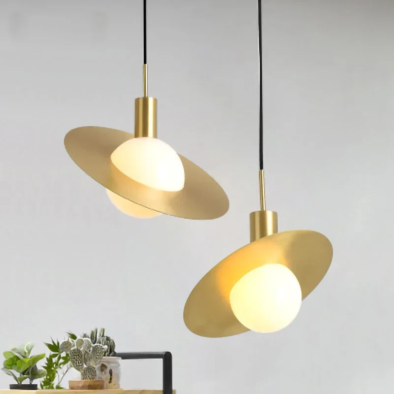 Nordic Simplicity E27 LED chandelier lamp golden small Pendant Lights for study room bedroom bedside loft illumination fixture
Nordic Simplicity E27 LED chandelier lamp golden small Pendant Lights for study room bedroom bedside loft illumination fixture