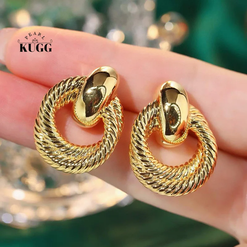 KUGG 100% 18K Yellow Gold Earrings Fashion Metal Style Exquisite Hoop Earrings for Women Anniversary Gift Luxury Jewelry
KUGG 100% 18K Yellow Gold Earrings Fashion Metal Style Exquisite Hoop Earrings for Women Anniversary Gift Luxury Jewelry