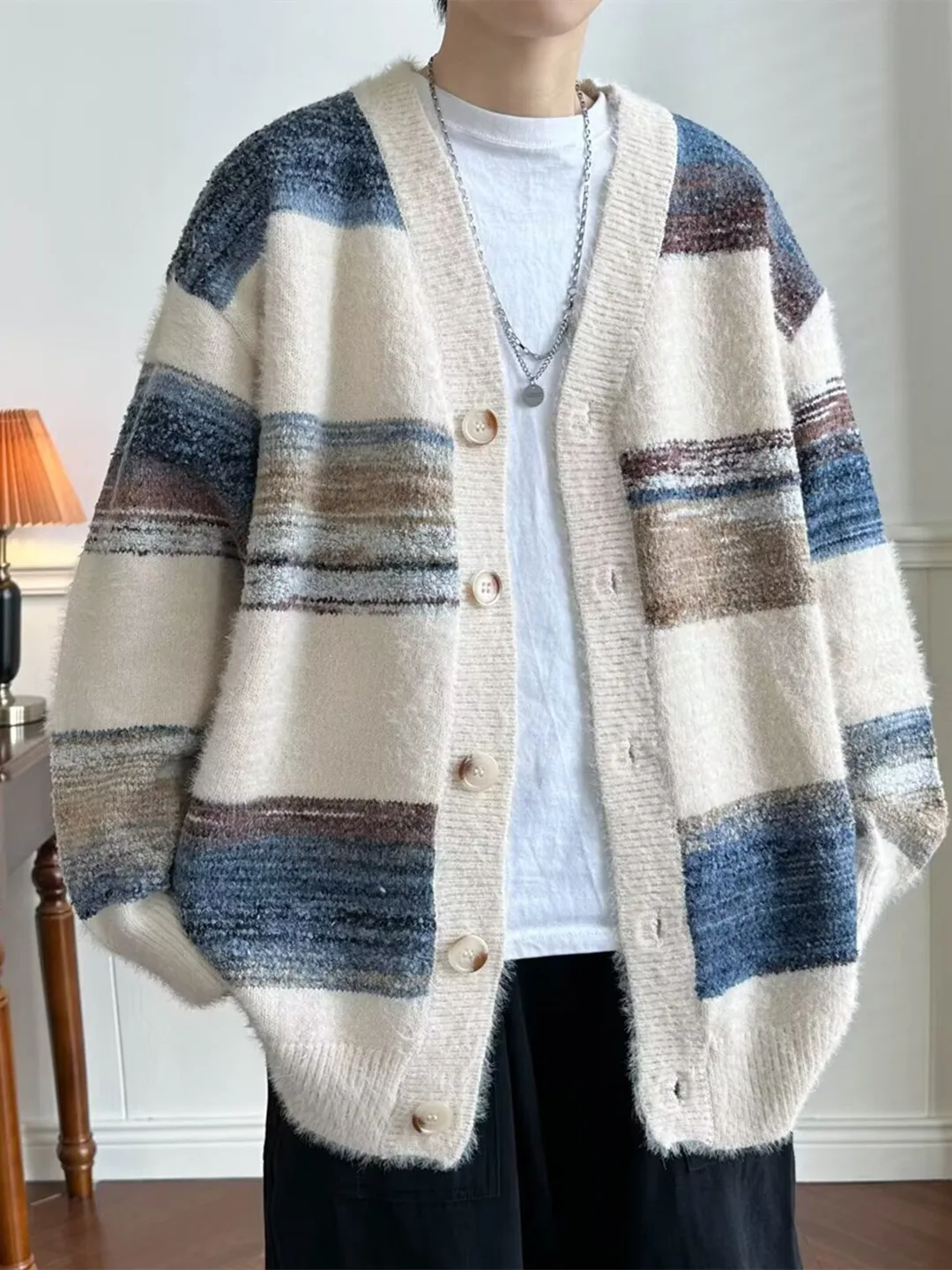 American Retro Striped Open Cardigan Sweater Men's Casual V-Ne Knitted Jaet Color Blo Outerwear for Couples
American Retro Striped Open Cardigan Sweater Men's Casual V-Ne Knitted Jaet Color Blo Outerwear for Couples