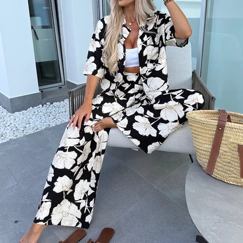 New Bohemian Loose Tracksuit Women Hawaii Vacation Summer 2 Piece Casual Short Sleeve Floral Printed Shirts&Wide Leg Pants Suits
New Bohemian Loose Tracksuit Women Hawaii Vacation Summer 2 Piece Casual Short Sleeve Floral Printed Shirts&Wide Leg Pants Suits