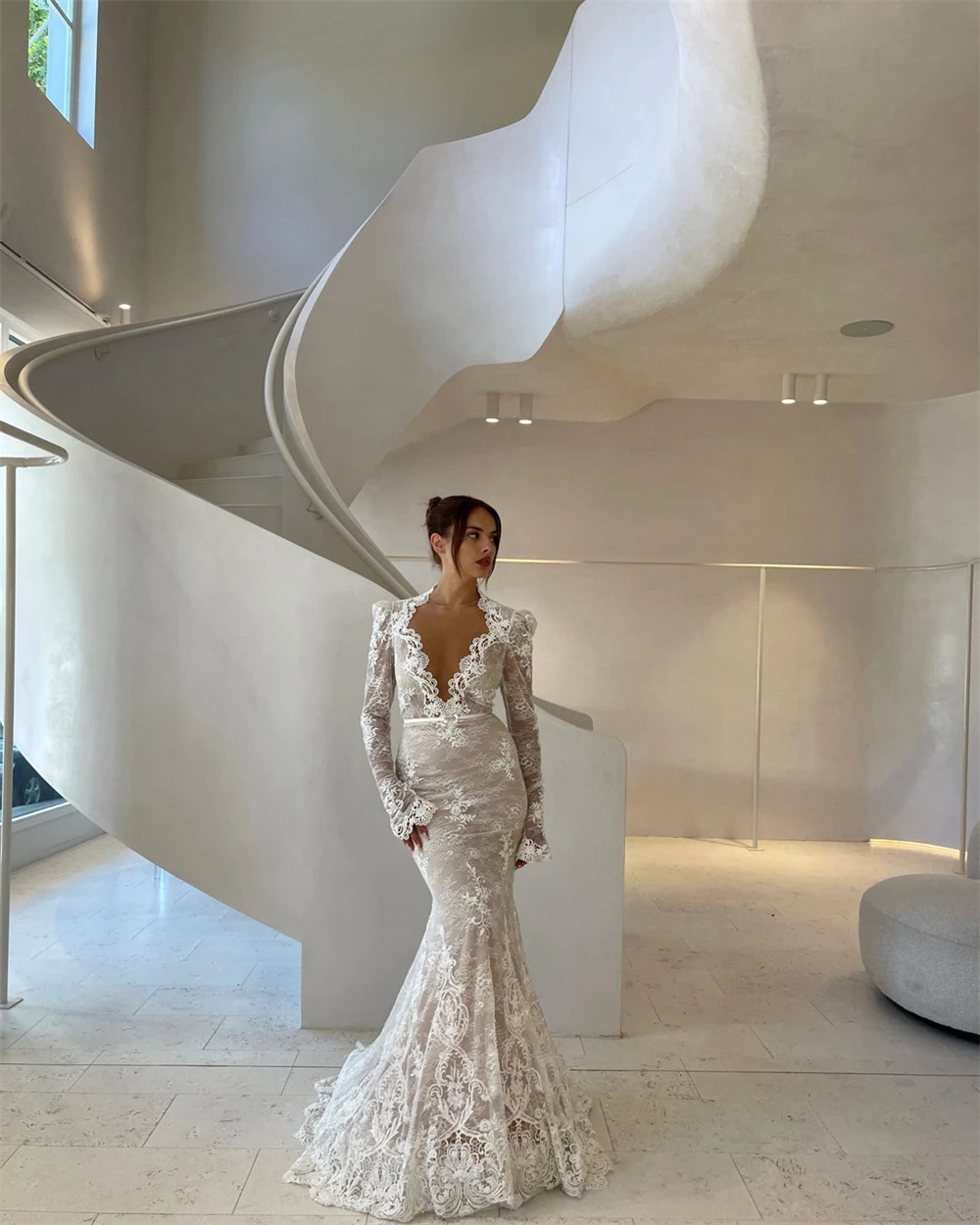 Customized Elegant White Lace Wedding Dress Formal V-neck Long Sleeves Bridal Gowns Soft Mermaid Sweep Train Vestido De Novia
Customized Elegant White Lace Wedding Dress Formal V-neck Long Sleeves Bridal Gowns Soft Mermaid Sweep Train Vestido De Novia