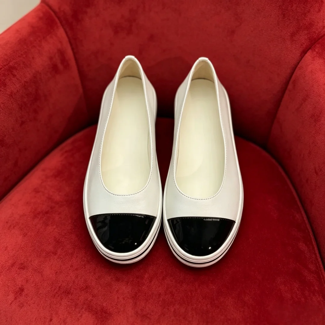 Luxury Brand High-quality Flats Versatile Flats Women's Premium Slip-on Casual Shoes Lambskin Material Casual Flats Simple
Luxury Brand High-quality Flats Versatile Flats Women's Premium Slip-on Casual Shoes Lambskin Material Casual Flats Simple