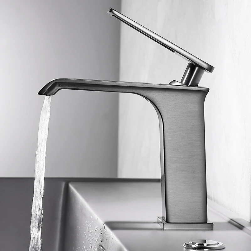 Washbasin faucet toilet all-copper cold and hot water washbasin basin bathroom cabinet faucet
Washbasin faucet toilet all-copper cold and hot water washbasin basin bathroom cabinet faucet