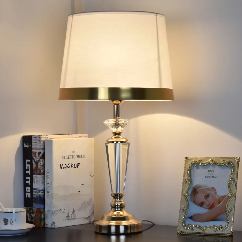Modern Table Lamp Crystal White Bedside LED Desk Lamp Luxury Decorative for Home Foyer Bed Room Office Hotel Study
Modern Table Lamp Crystal White Bedside LED Desk Lamp Luxury Decorative for Home Foyer Bed Room Office Hotel Study