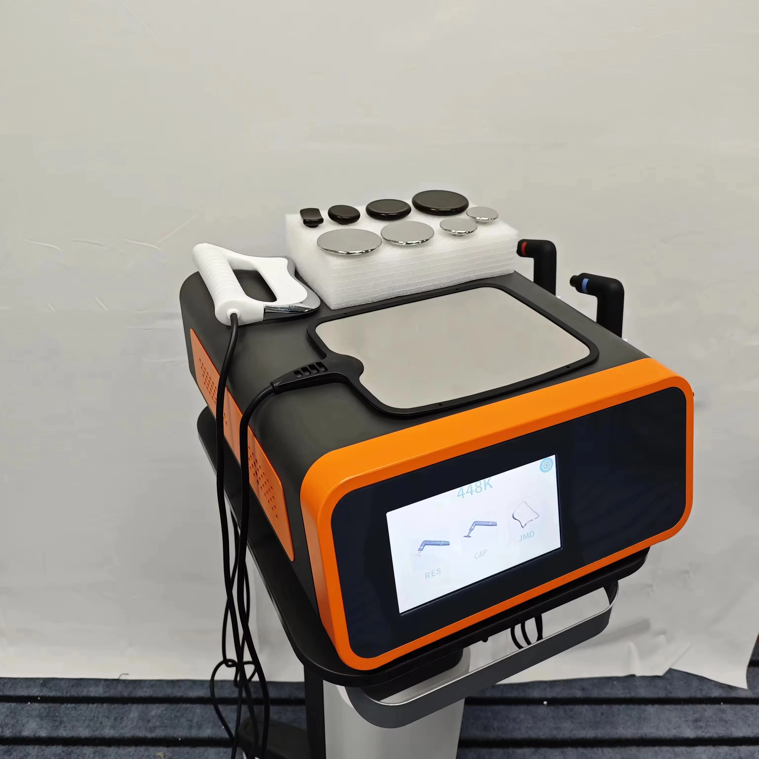 RET CET Tecar Therapy 448 кГц RF Thermotherapy Body Shaper Снимает боль и укрепляет кожу INDIBA
RET CET Tecar Therapy 448 кГц RF Thermotherapy Body Shaper Снимает боль и укрепляет кожу INDIBA