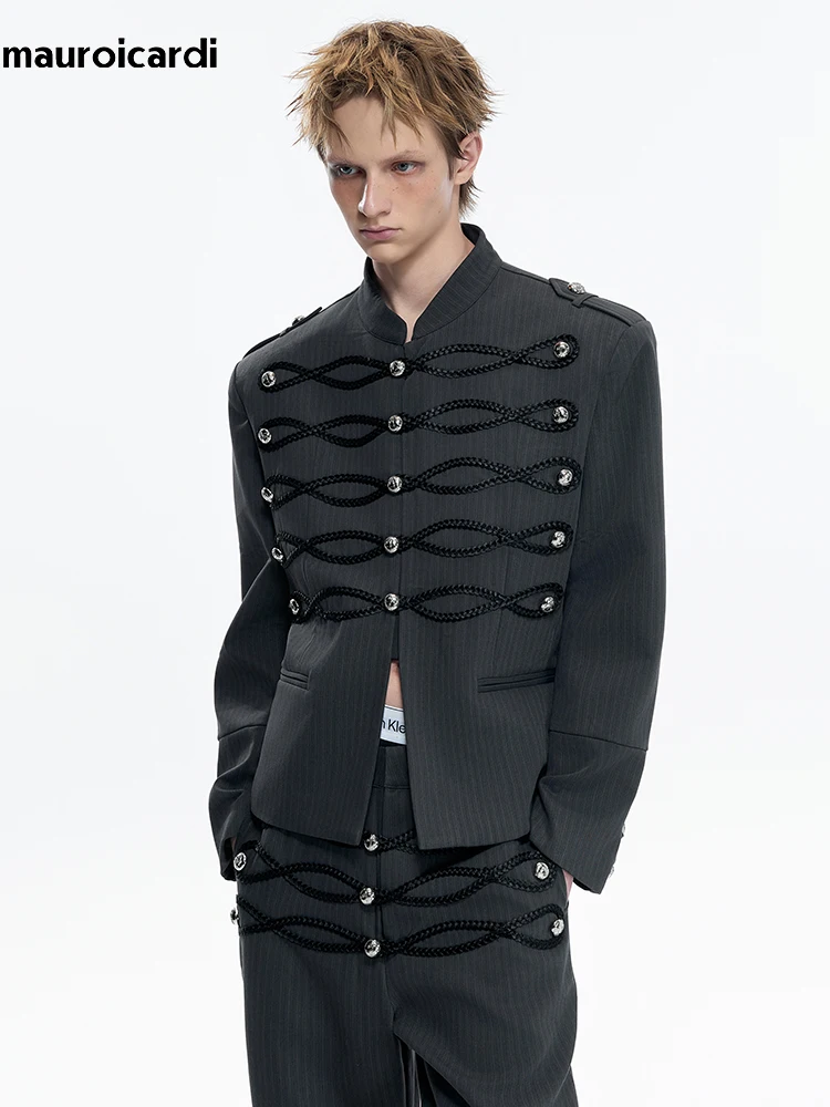 Mauroicardi Spring Autumn Black Patchwork Short Jacket Men Shoulder Pads 2026 Elegant Chic Luxury Man Clothing Brands
Mauroicardi Spring Autumn Black Patchwork Short Jacket Men Shoulder Pads 2026 Elegant Chic Luxury Man Clothing Brands