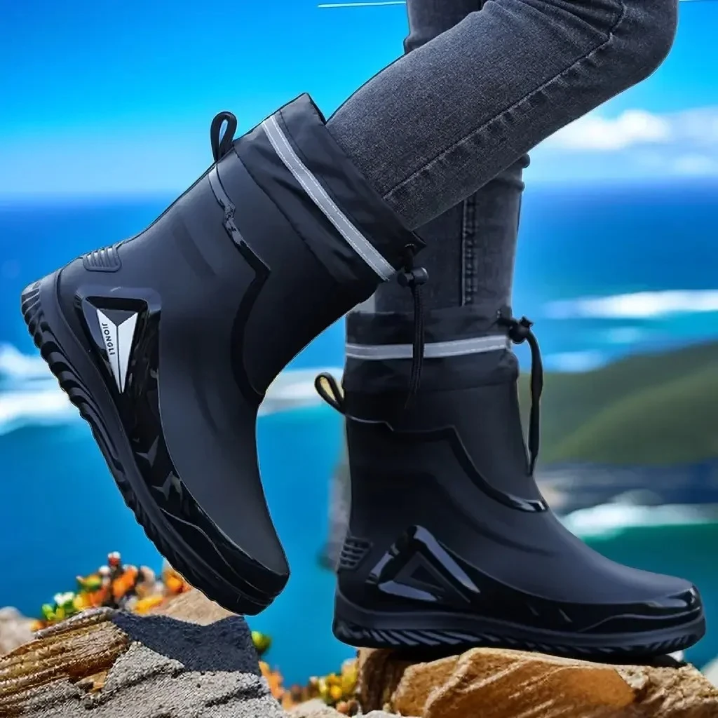 Модные мужские резиновые сапоги до середины икры со светоотражающими полосками, водонепроницаемая обувь, водонепроницаемая обувь с эластичной лентой для рта и воды
Модные мужские резиновые сапоги до середины икры со светоотражающими полосками, водонепроницаемая обувь, водонепроницаемая обувь с эластичной лентой для рта и воды