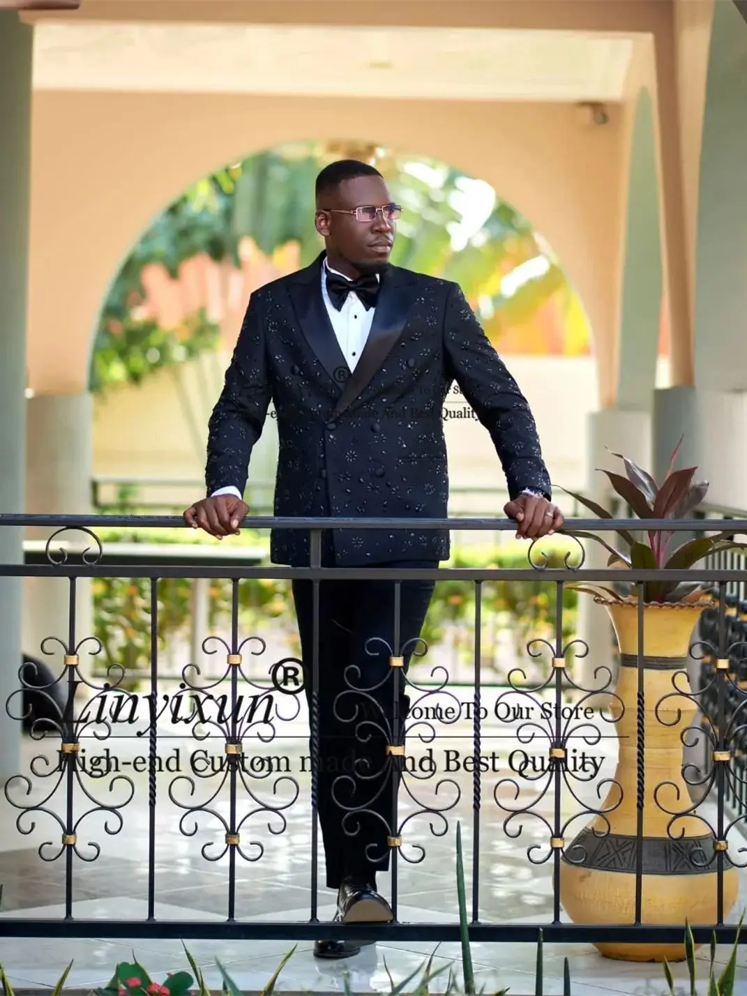 Sparkly Metal Embellished Men Suits Double Breasted Groom Tuxedos Customized Wedding Blazers Outfit 2 Piece Sets ropa hombre
Sparkly Metal Embellished Men Suits Double Breasted Groom Tuxedos Customized Wedding Blazers Outfit 2 Piece Sets ropa hombre