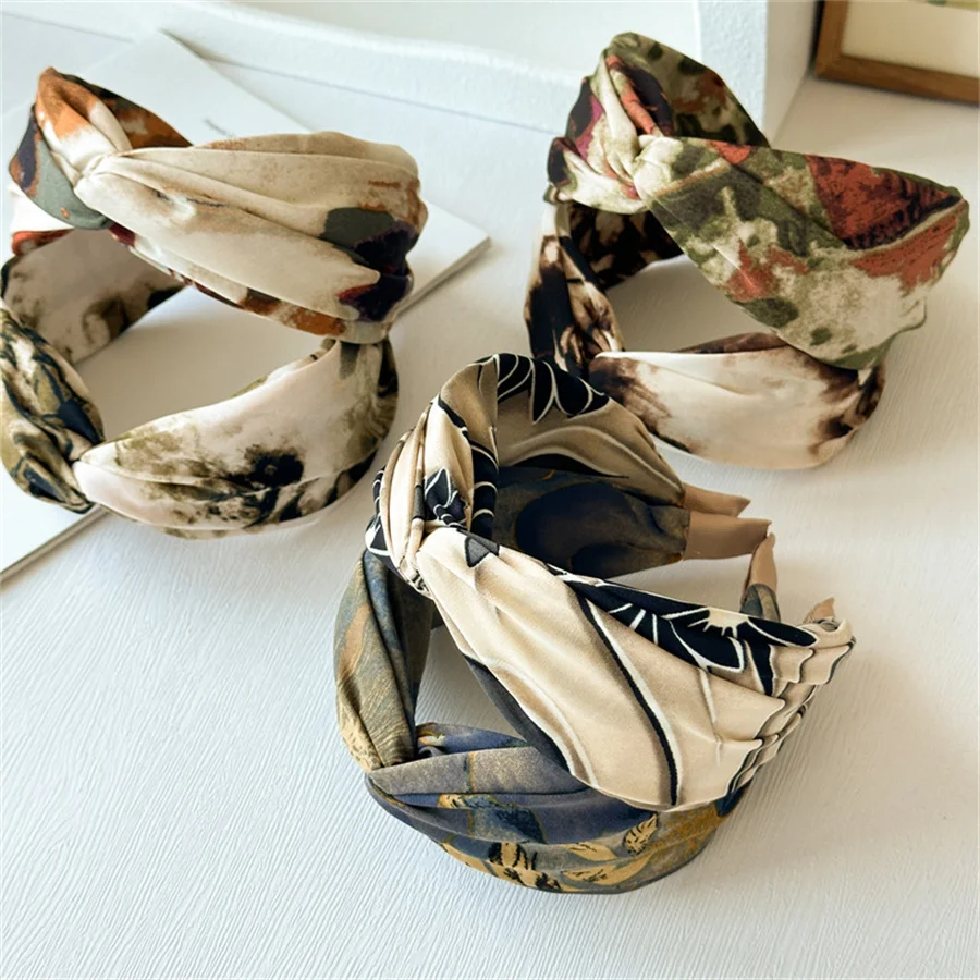 New Printed Headband Tie-dye Retro Oil Painting High Skull Top Cross Wide Version High-quality Headband Women's Hair Accessories
New Printed Headband Tie-dye Retro Oil Painting High Skull Top Cross Wide Version High-quality Headband Women's Hair Accessories