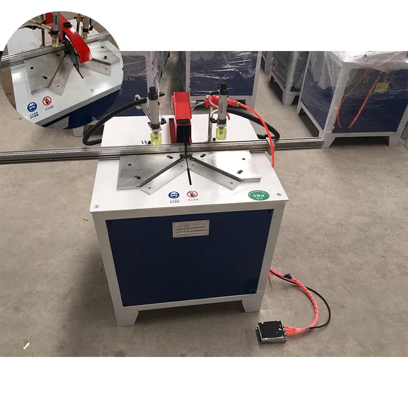 45 degree aluminum profile cutting machine, 90 degree door and window aluminum cutting machine
45 degree aluminum profile cutting machine, 90 degree door and window aluminum cutting machine