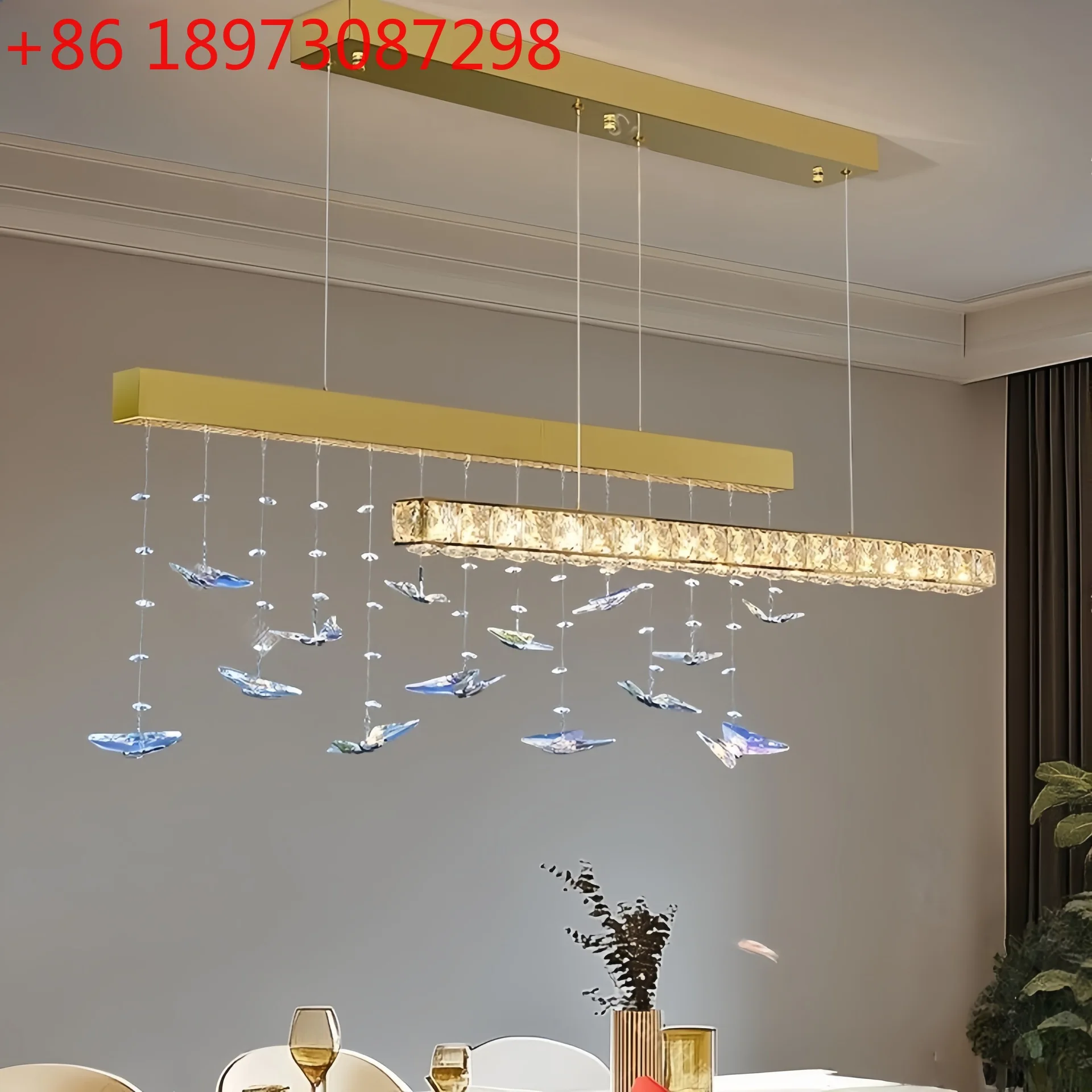 One-word long restaurant lamp light luxury crystal butterfly creative art bar chandelier
One-word long restaurant lamp light luxury crystal butterfly creative art bar chandelier