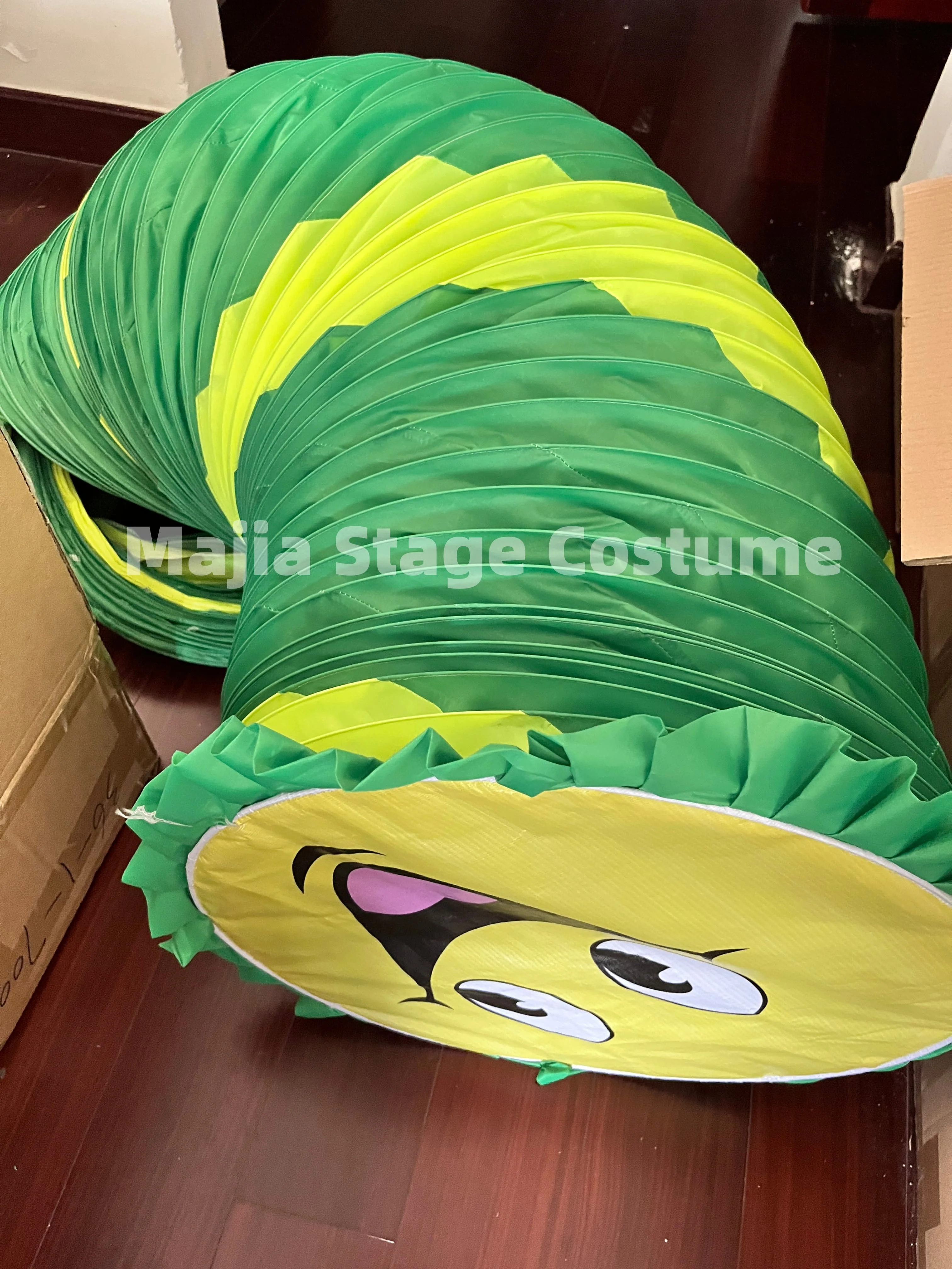Green Oxford Cloth for Stage Performances Variety Shows and Acrobatic Acts
Green Oxford Cloth for Stage Performances Variety Shows and Acrobatic Acts