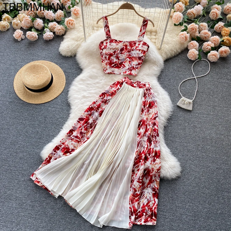 Summer Bohemian Women Two Piece Set Sexy Strapless Camis Tops + High Waist Patchwork Pleated Skirt Female Vacation Beach Suit
Summer Bohemian Women Two Piece Set Sexy Strapless Camis Tops + High Waist Patchwork Pleated Skirt Female Vacation Beach Suit