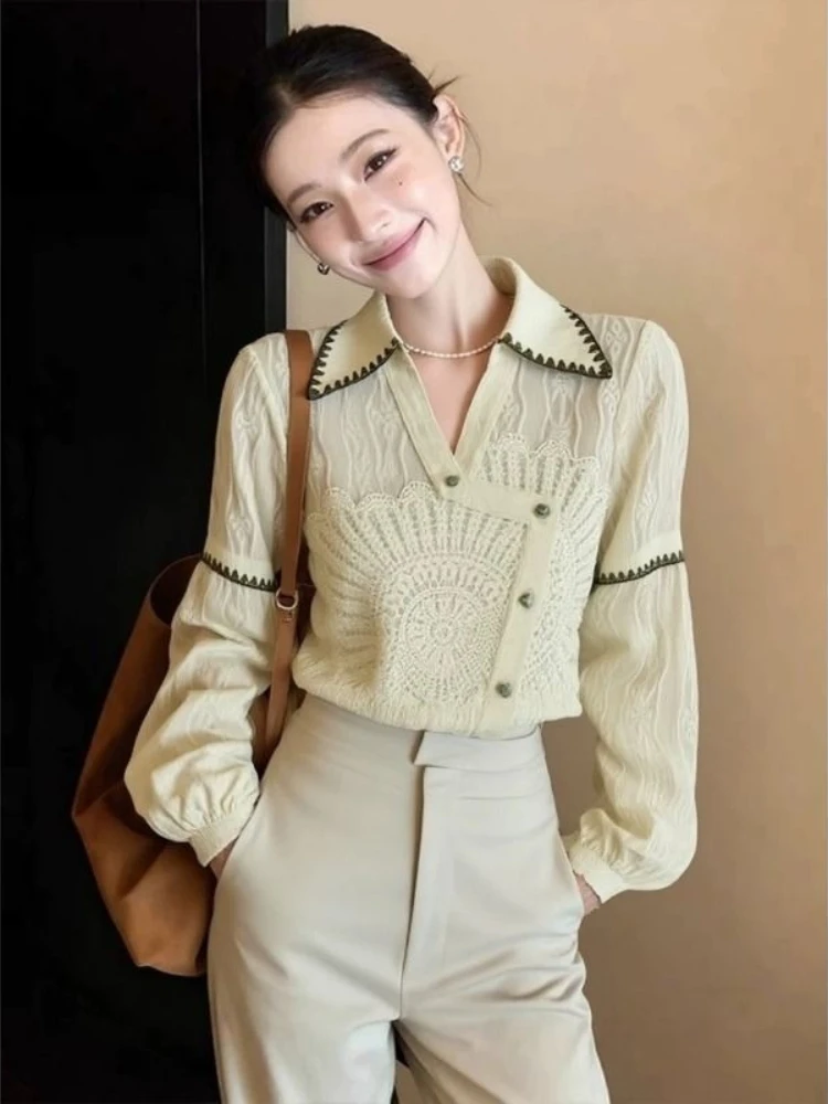 Весна 2026: Элегантная женская рубашка премиум-класса с асимметричным дизайном и цветовыми блоками, повседневный стиль
Весна 2026: Элегантная женская рубашка премиум-класса с асимметричным дизайном и цветовыми блоками, повседневный стиль