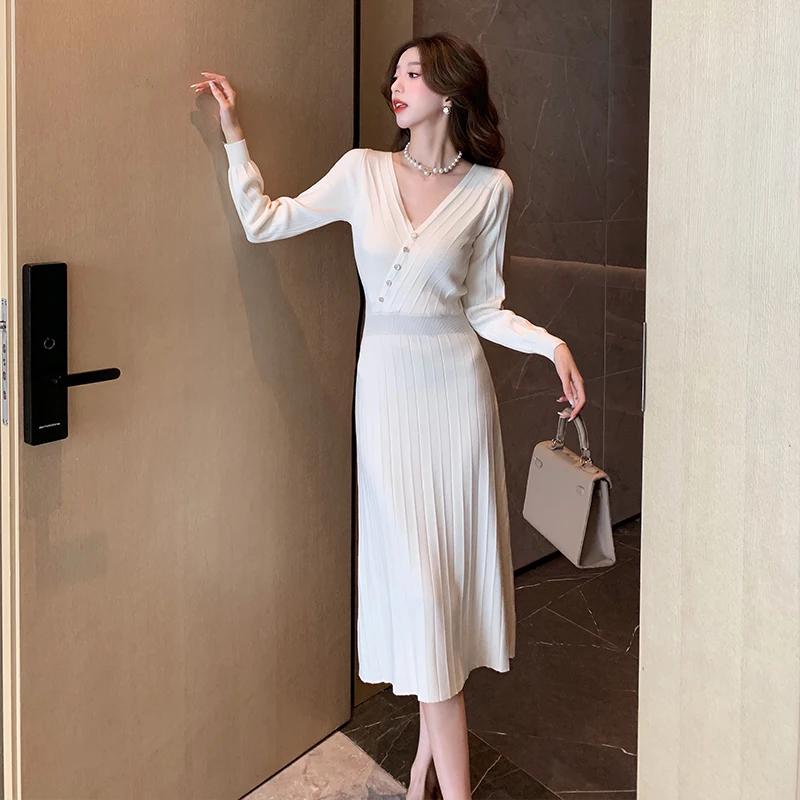 Autumn 2023 Vintage One Piece Korean Pleated Dress Long Sleeve Slim Woman Sweater Dresses Knitted Elegant Midi Party Woman Dress
Autumn 2023 Vintage One Piece Korean Pleated Dress Long Sleeve Slim Woman Sweater Dresses Knitted Elegant Midi Party Woman Dress