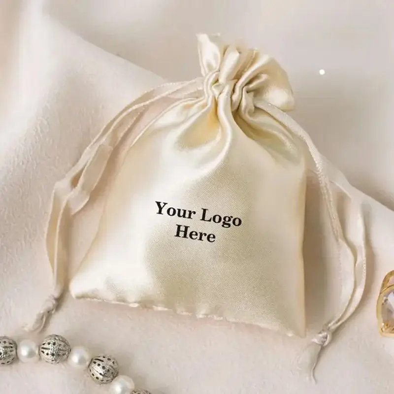 300pcs/Lot Wholesale Custom Logo Printed High Quality Drawstring Bags Black Gift Satin Silk Bags For Cloth Jewelry Packaging
300pcs/Lot Wholesale Custom Logo Printed High Quality Drawstring Bags Black Gift Satin Silk Bags For Cloth Jewelry Packaging