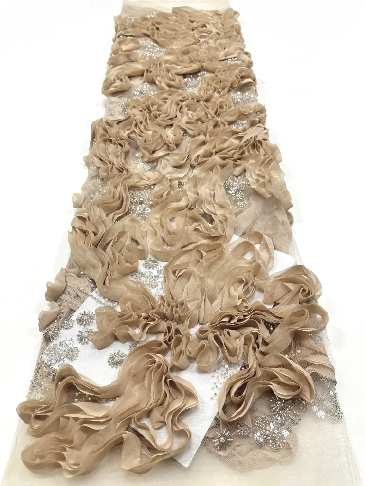 Luxury Nigerian Tull Lace Fabric with Handmade Bead Sequins for Women African Fashion 5 Yards Wedding Fabric
Luxury Nigerian Tull Lace Fabric with Handmade Bead Sequins for Women African Fashion 5 Yards Wedding Fabric