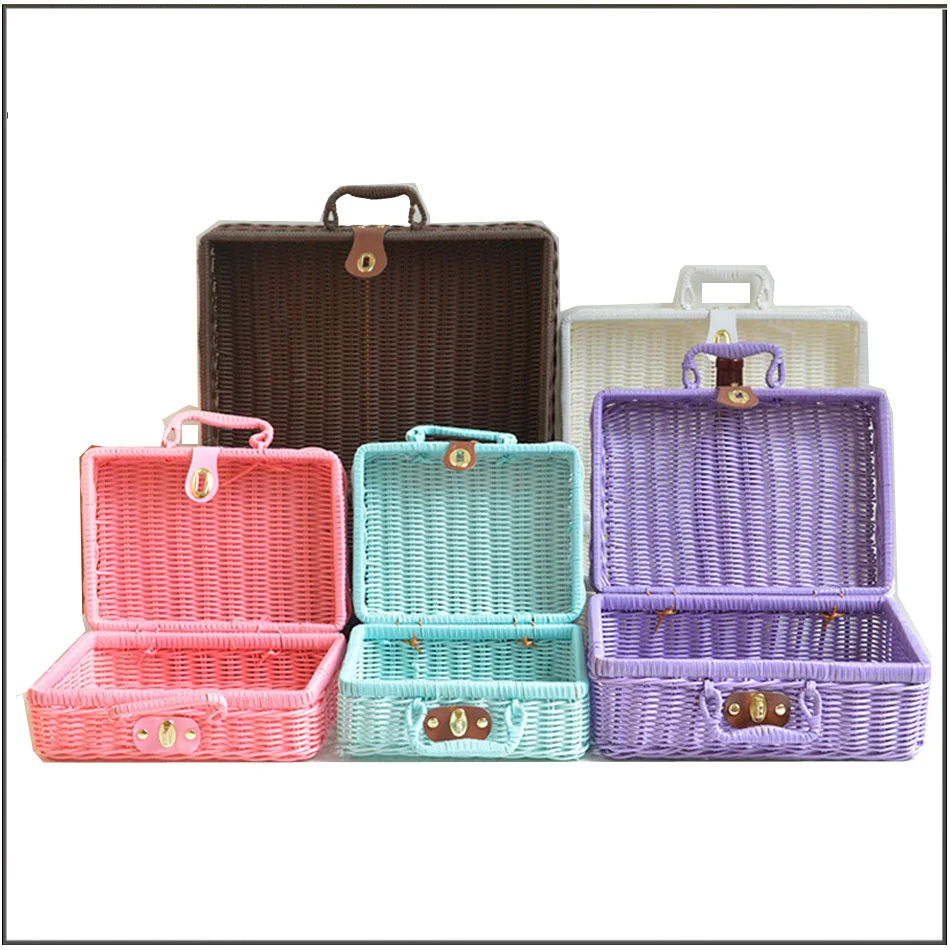 Environmental protection material PE imitation rattan Vintage suitcase, cosmetics storage box, Have lining gift decoration box
Environmental protection material PE imitation rattan Vintage suitcase, cosmetics storage box, Have lining gift decoration box