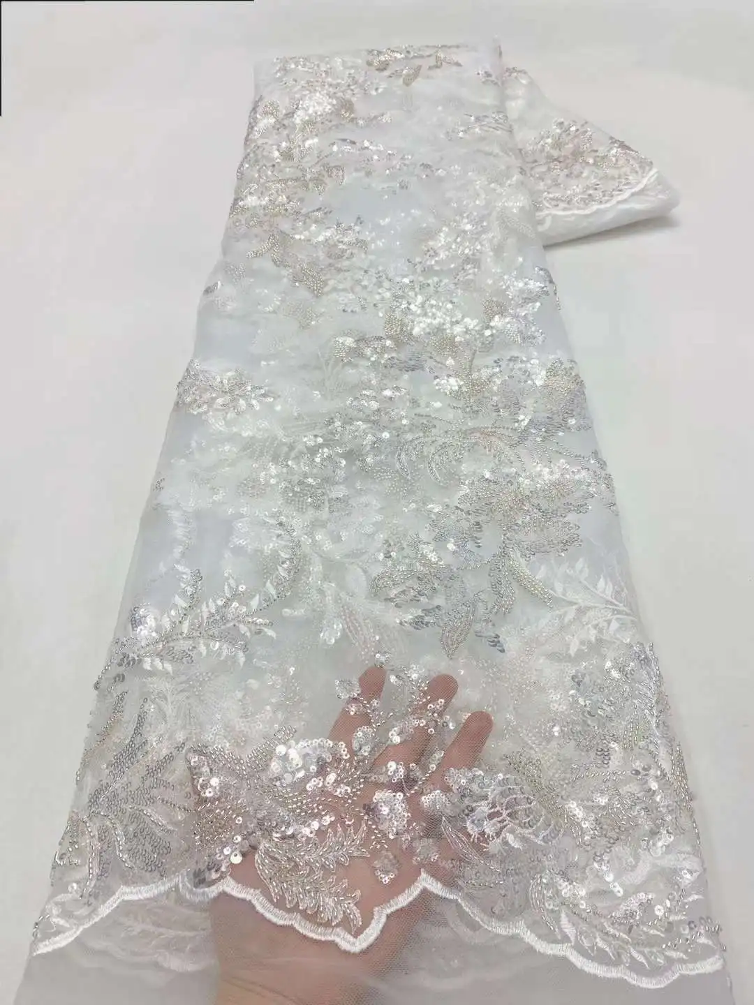 Sequins African Groom Lace Fabric 2024 French Embroidery High Quality Luxury Heavy Beaded Bridal Wedding Party Lace For Dress
Sequins African Groom Lace Fabric 2024 French Embroidery High Quality Luxury Heavy Beaded Bridal Wedding Party Lace For Dress