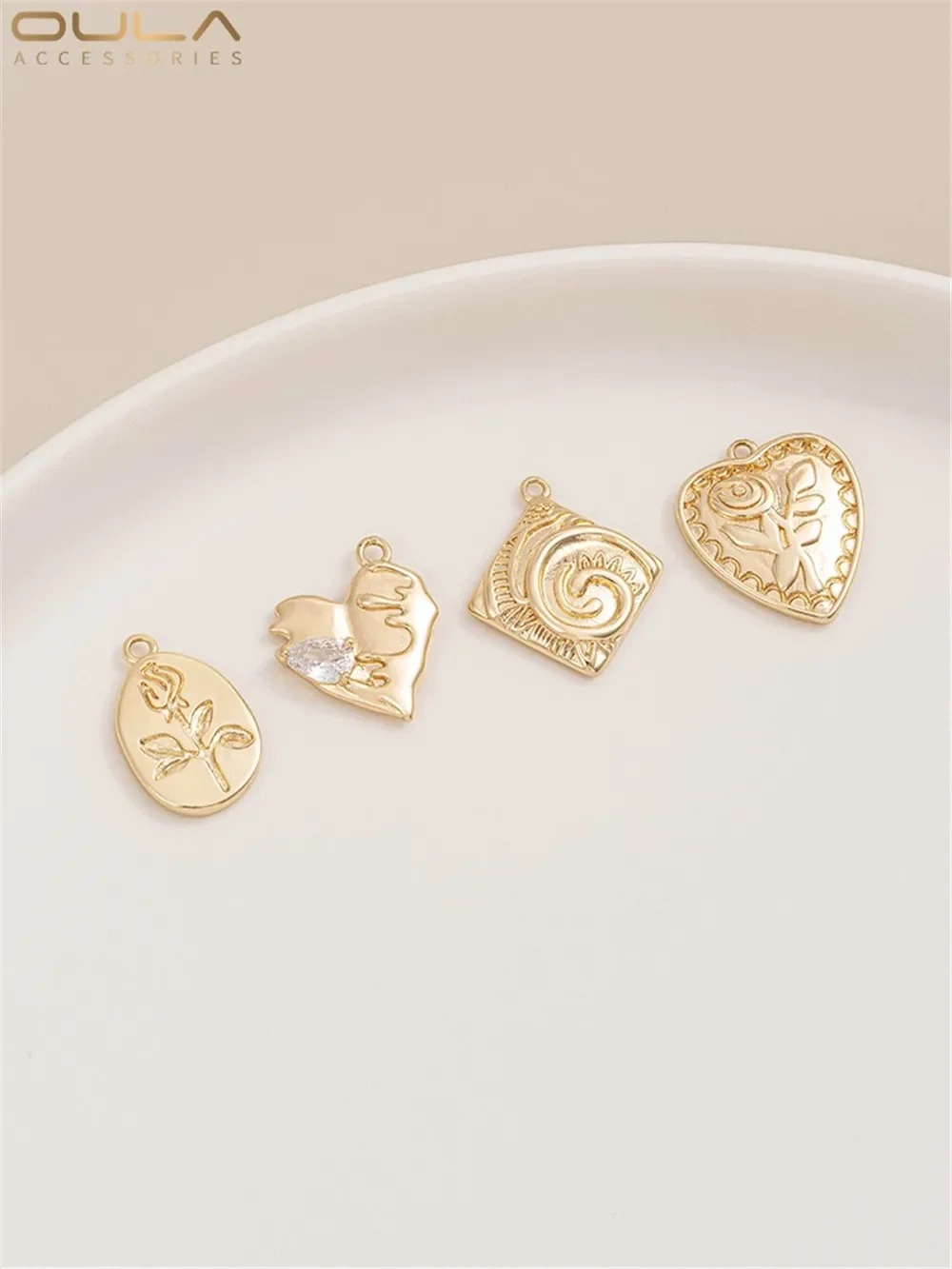 Color Retaining Pendant 14K Bag Gold Heart Rose Love Shaped New Pendant Diy Necklace Bracelet Head Jewelry Hanging 
Color Retaining Pendant 14K Bag Gold Heart Rose Love Shaped New Pendant Diy Necklace Bracelet Head Jewelry Hanging