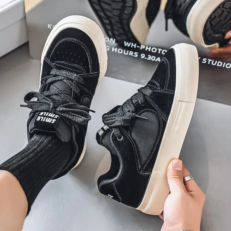 Retro Casual Breathable Comfort Versatile Trend Skateboard Shoes Men'S Lace Up Running Sneakers Zapatillas Hombre
Retro Casual Breathable Comfort Versatile Trend Skateboard Shoes Men'S Lace Up Running Sneakers Zapatillas Hombre