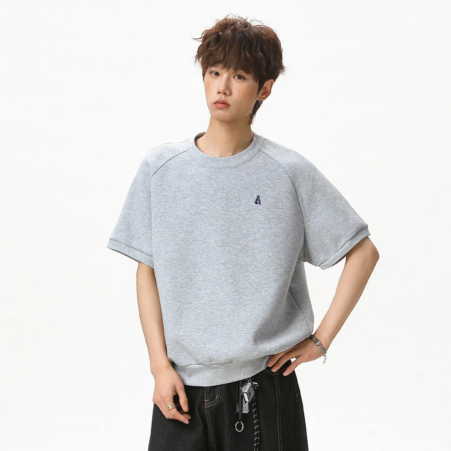 TFETTERS 2026 Summer Old Money Style Men's Air Layer T-Shirt Heather Grey Embroidery Loose Fit Casual Daily Short Sleeve Top man
TFETTERS 2026 Summer Old Money Style Men's Air Layer T-Shirt Heather Grey Embroidery Loose Fit Casual Daily Short Sleeve Top man