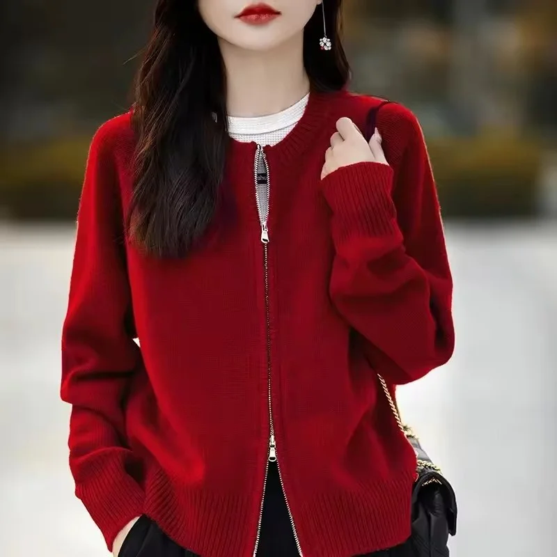 2026 Spring Autumn New Fashion Double Zipper Sweater Coat Female Loose Knitwear Coat Women Temperament Cardigan Ladies Tops Tide
2026 Spring Autumn New Fashion Double Zipper Sweater Coat Female Loose Knitwear Coat Women Temperament Cardigan Ladies Tops Tide