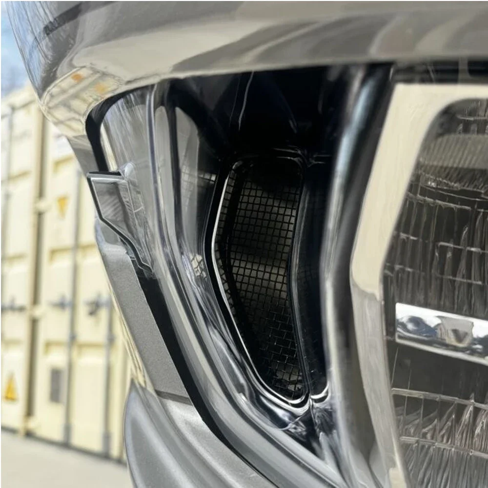 Сетчатая решетка-накладка на обтекатель (Batwing Accent Grill) для Harley Road Glide CVO/SE/ST FLTRXSE 2023-2026
Сетчатая решетка-накладка на обтекатель (Batwing Accent Grill) для Harley Road Glide CVO/SE/ST FLTRXSE 2023-2026