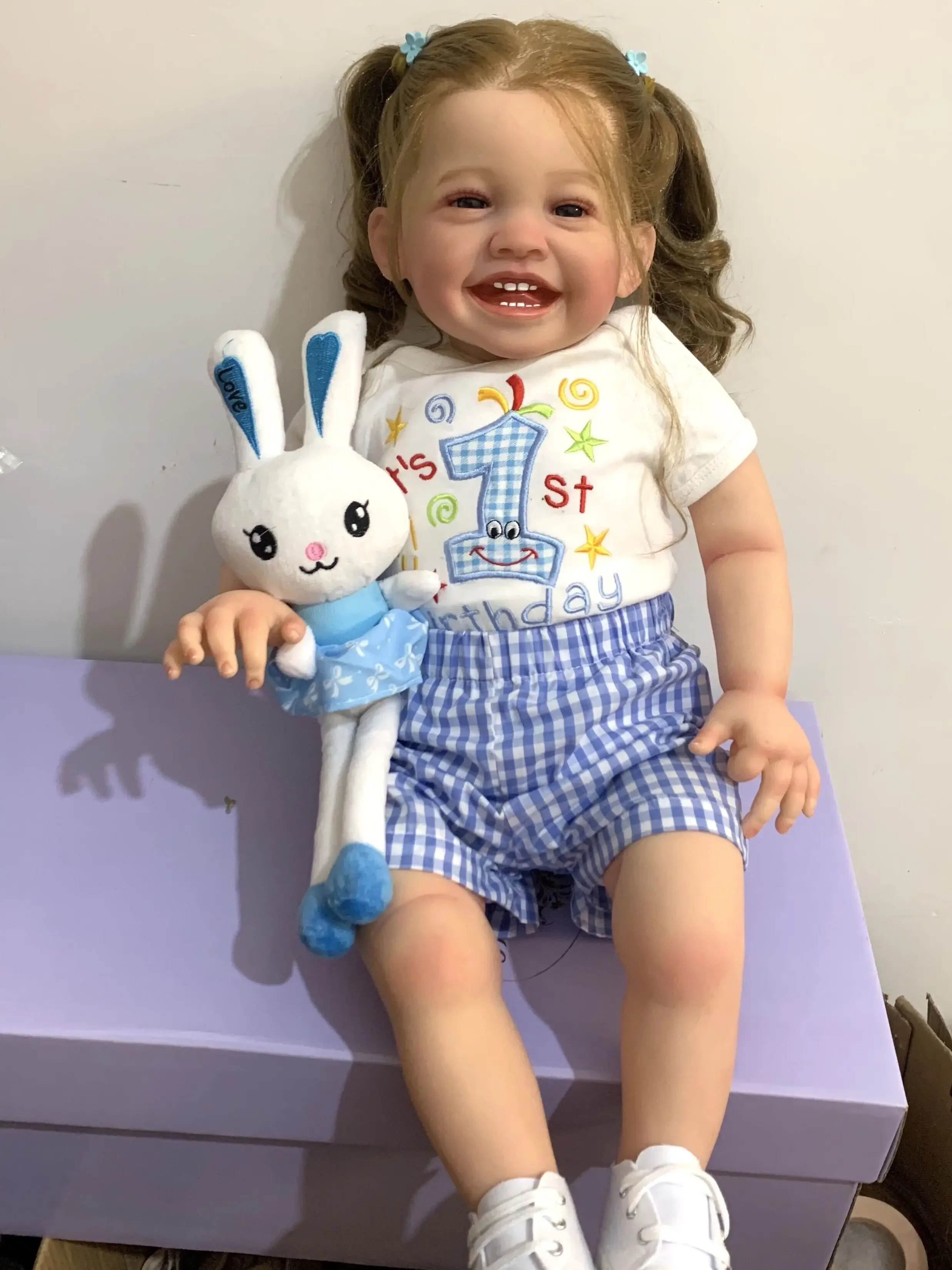 60 CM 3D-Paint Skin Cloth Body Silicone Reborn Doll Baby Girl Blood Vessels Bebe Lifelike Art Hand Made Smile Toddler
60 CM 3D-Paint Skin Cloth Body Silicone Reborn Doll Baby Girl Blood Vessels Bebe Lifelike Art Hand Made Smile Toddler