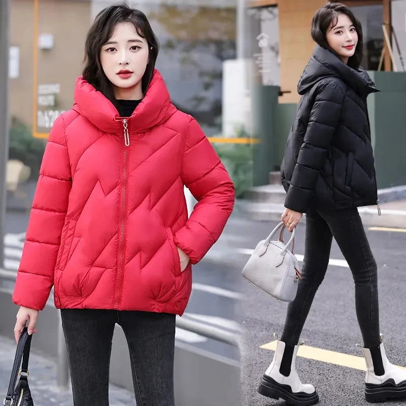 2023 New Down Cotton Jacket Womens Clothing Autumn Winter Fashion Slim Thick Padded Coat Female Large Size Hooded Short Parkas
2023 New Down Cotton Jacket Womens Clothing Autumn Winter Fashion Slim Thick Padded Coat Female Large Size Hooded Short Parkas