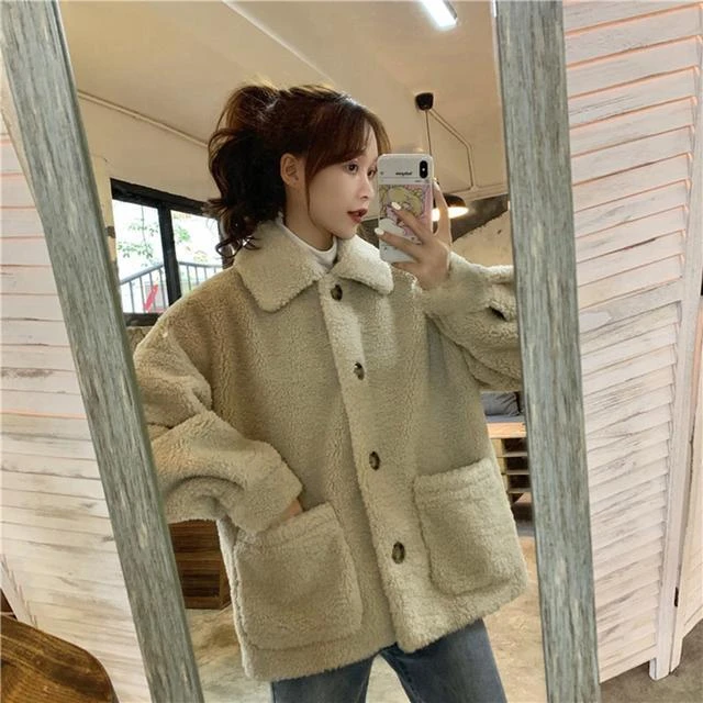 Lamb Fur Trimmed Open Cardigan Jacket Women's Trendy INS Hong Kong Style Loose Versatile Small Size Fleece Lined Thickened Co...
Lamb Fur Trimmed Open Cardigan Jacket Women's Trendy INS Hong Kong Style Loose Versatile Small Size Fleece Lined Thickened Co...