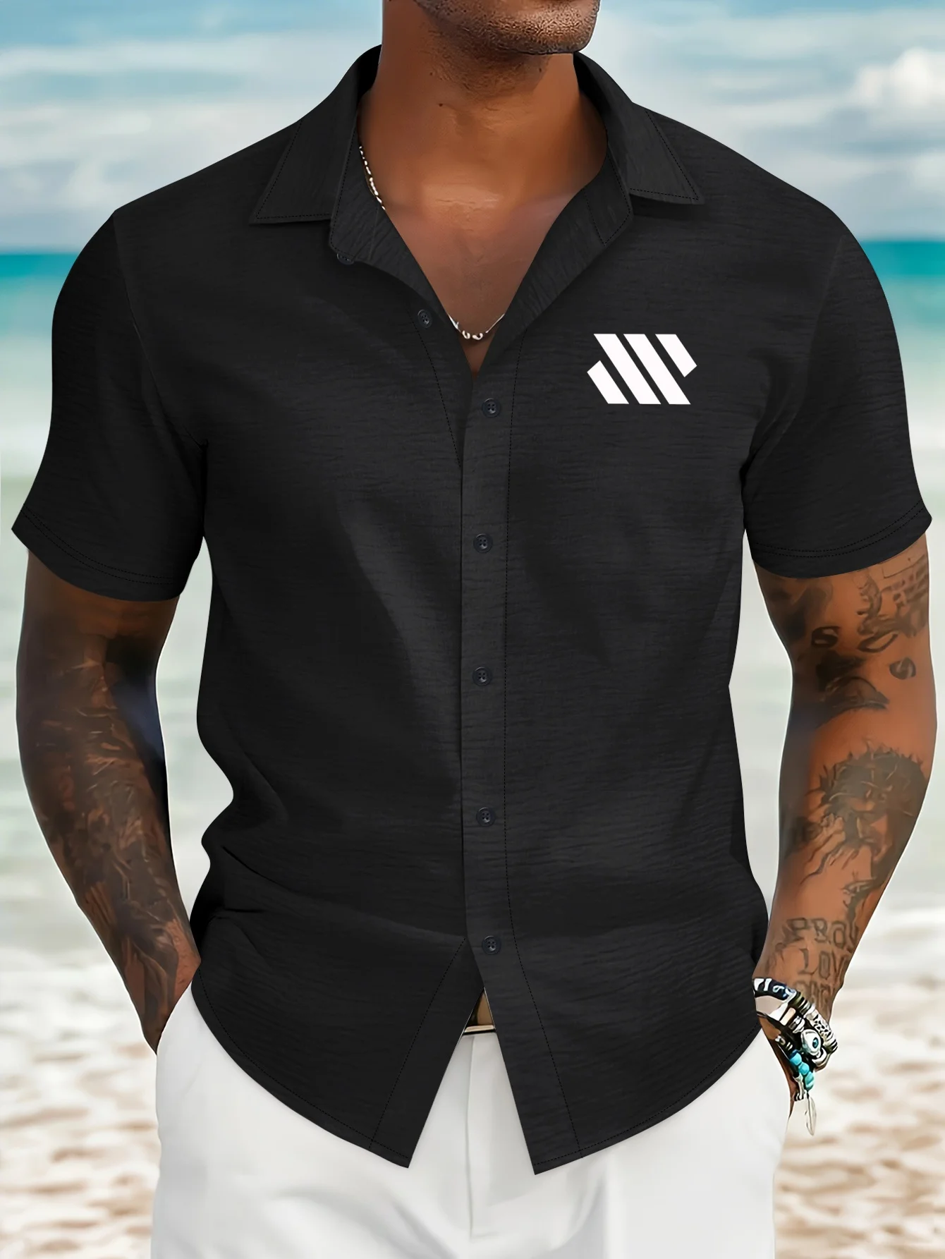 Повседневная мужская рубашка-поло с длинными рукавами, дышащая и удобная, подходит для полосатой графики и игр-гольников.
Повседневная мужская рубашка-поло с длинными рукавами, дышащая и удобная, подходит для полосатой графики и игр-гольников.