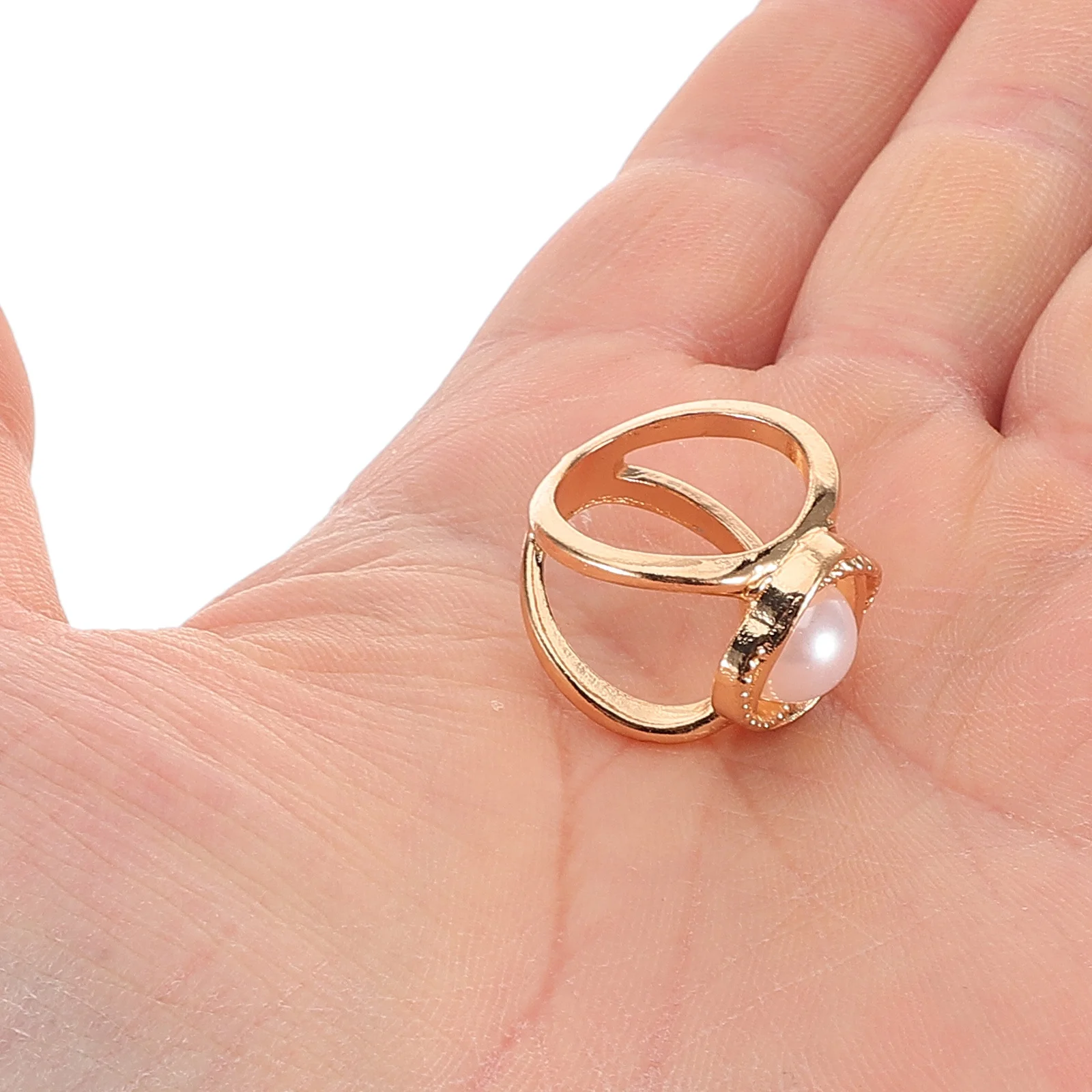 6 Pcs All-match Pearl Scarf Button Shawl Closure Clips Brooch Pin Clothing Neckerchief Lavalier Miss 
6 Pcs All-match Pearl Scarf Button Shawl Closure Clips Brooch Pin Clothing Neckerchief Lavalier Miss