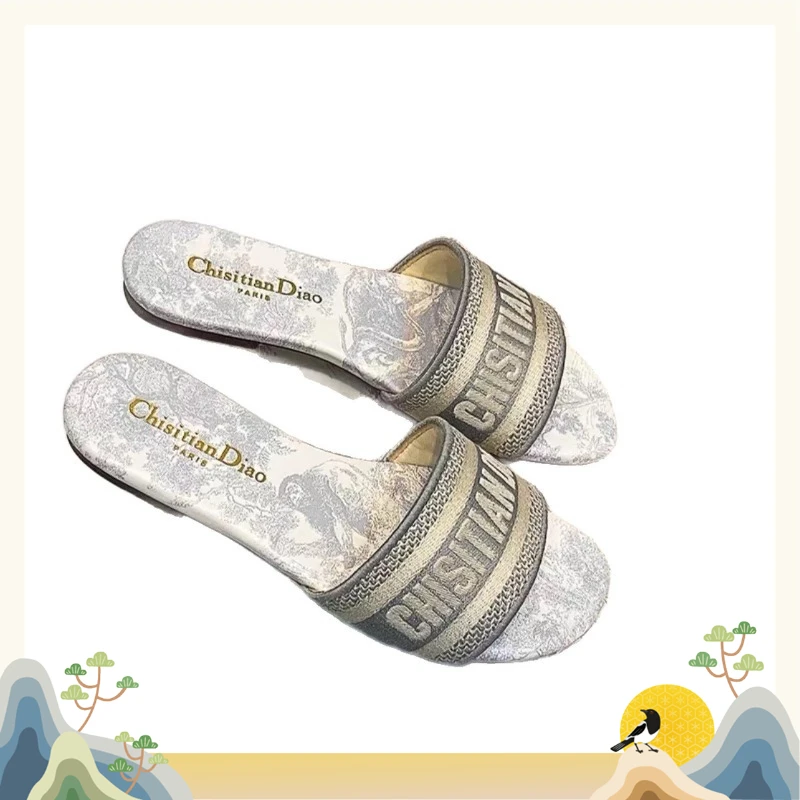 2026 Designer O 'Blue Quality Outdoor Leisure Resort Beach Flats Leather Slippers Chype Season Classic Sandals Size
2026 Designer O 'Blue Quality Outdoor Leisure Resort Beach Flats Leather Slippers Chype Season Classic Sandals Size