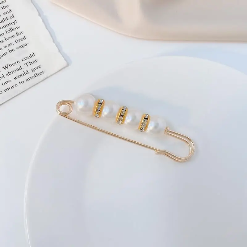 Detachable Pearl Brooch Pins Sewing-Free Jeans Waist Buckle Clips
Detachable Pearl Brooch Pins Sewing-Free Jeans Waist Buckle Clips